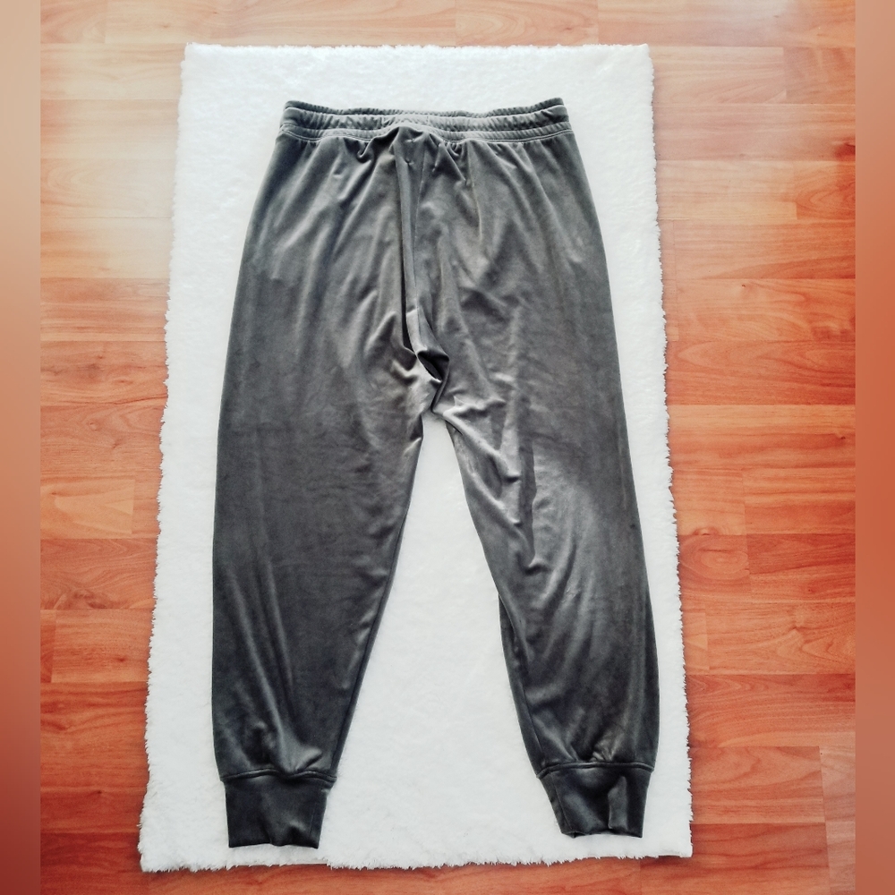 Offline by aerie Pants Size XL